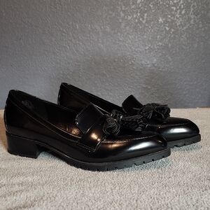 Nine West Glossy Black Loafers with Floral Accent